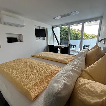 Gaestehaus Sommertal Mit Pool Im Garten, Eigener Parkplatz, 800M Zum Bodensee, 300M Zur Altstadt Meersburg Exteriér fotografie