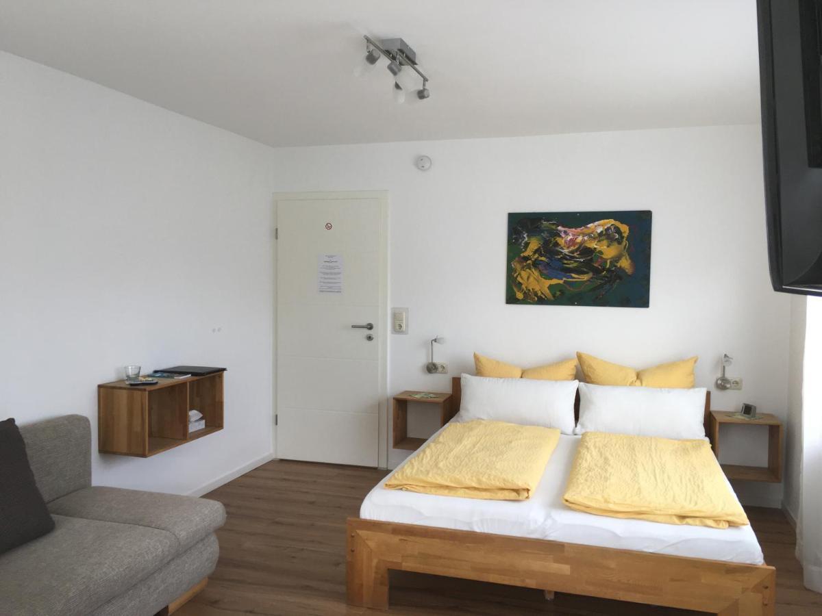 Gaestehaus Sommertal Mit Pool Im Garten, Eigener Parkplatz, 800M Zum Bodensee, 300M Zur Altstadt Meersburg Exteriér fotografie