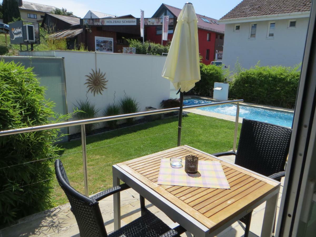 Gaestehaus Sommertal Mit Pool Im Garten, Eigener Parkplatz, 800M Zum Bodensee, 300M Zur Altstadt Meersburg Exteriér fotografie